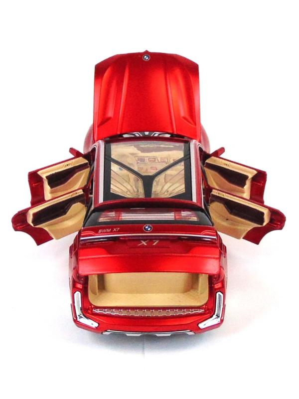 Металлическая машинка Che Zhi 1:24 «BMW X7» CZ115A, 20.5 см., свет и звук, инерционная / Микс