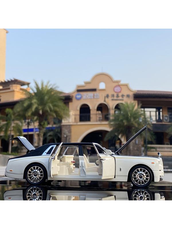 Металлическая машинка 1:24 «Rolls-Royce Phantom» А2403А, 21см., инерционная, свет и звук / Микс