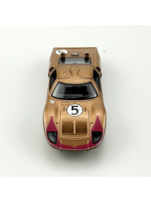 Металлическая машинка Kinsmart 1:32 «1966 Ford GT40 MKII с принтом» KT5427DF, инерционная / Золотой