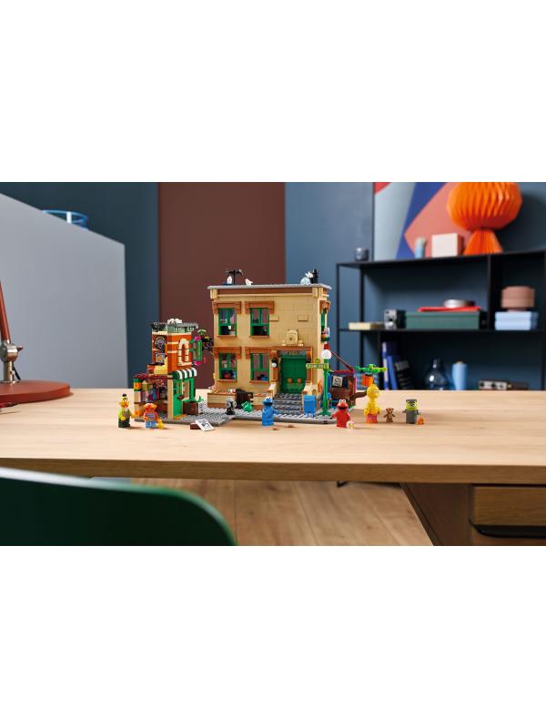 Конструктор LION KING «Улица Сезам,123» 99908 (Ideas 21324) 1440 деталей