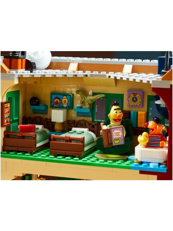 Конструктор LION KING «Улица Сезам,123» 99908 (Ideas 21324) 1440 деталей