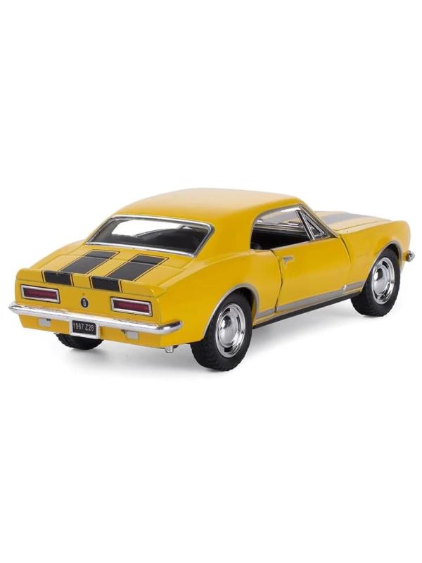 Металлическая машинка Kinsmart 1:38 «1967 Chevrolet Camaro Z/28» KT5341D, инерционная / Желтый