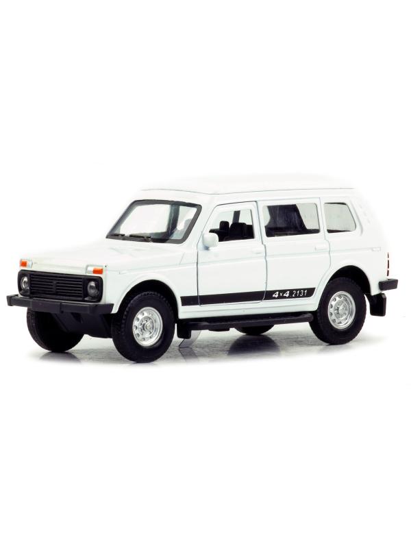 Металлическая машинка 1:32 «Нива» А1813-12D, инерционная, свет, звук / Белый