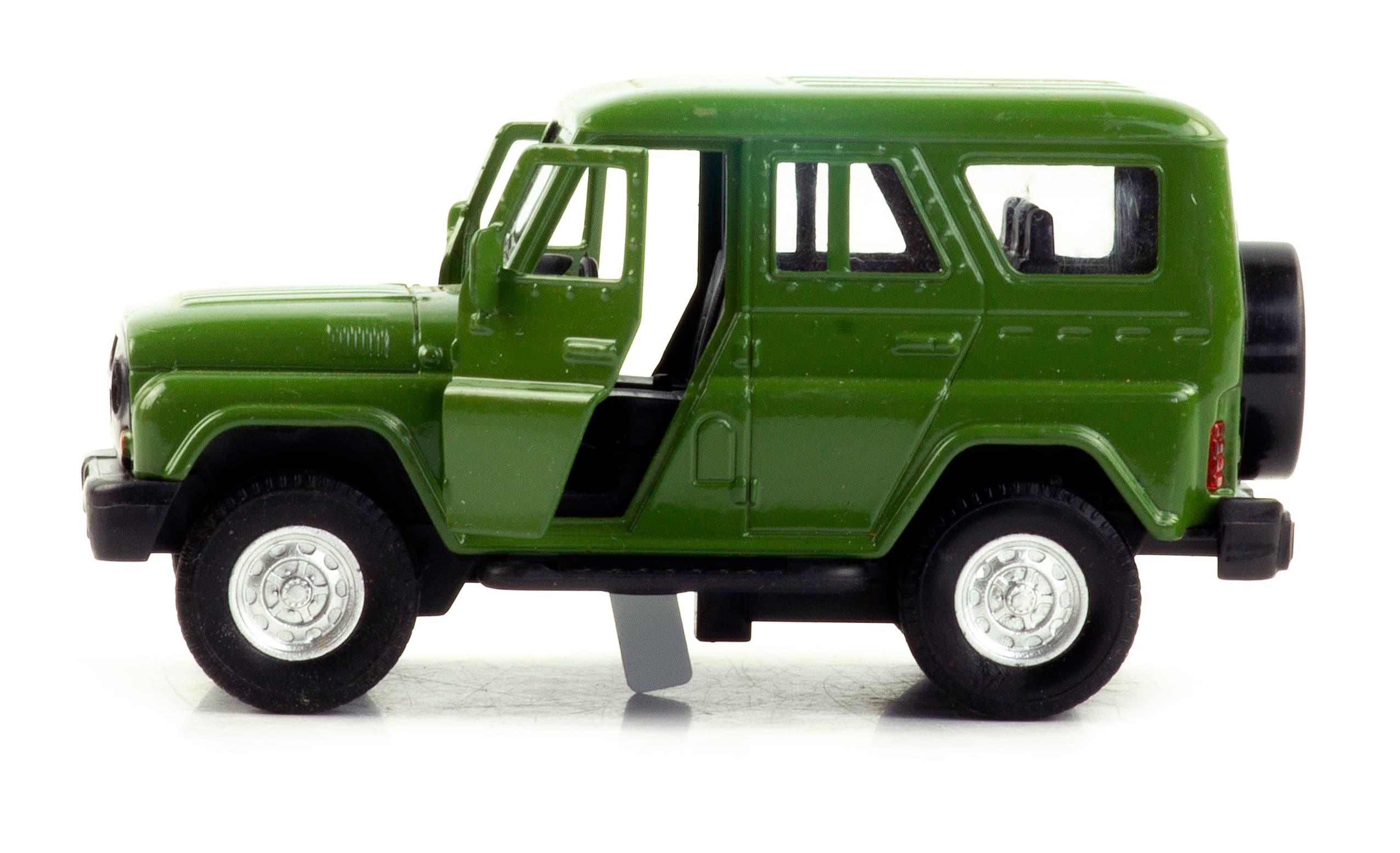 Металлическая машинка 1:32 «Уаз» А181-182D свет и звук, инерционная / Зеленый