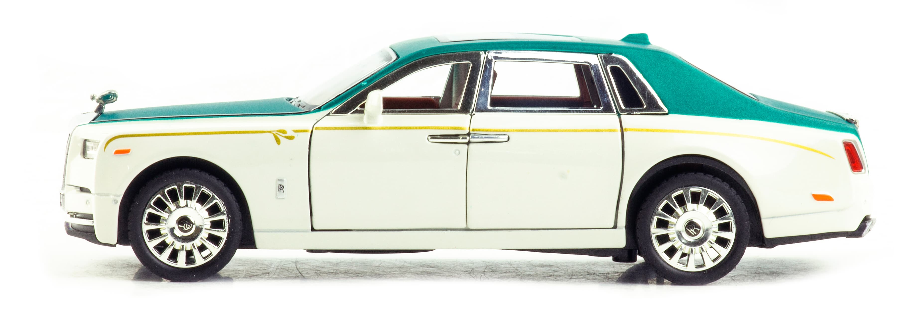 Металлическая машинка Newao Model 1:32 «Rolls-Royce Phantom» XA3229B, 17 см., инерционная, свет, звук / Белый