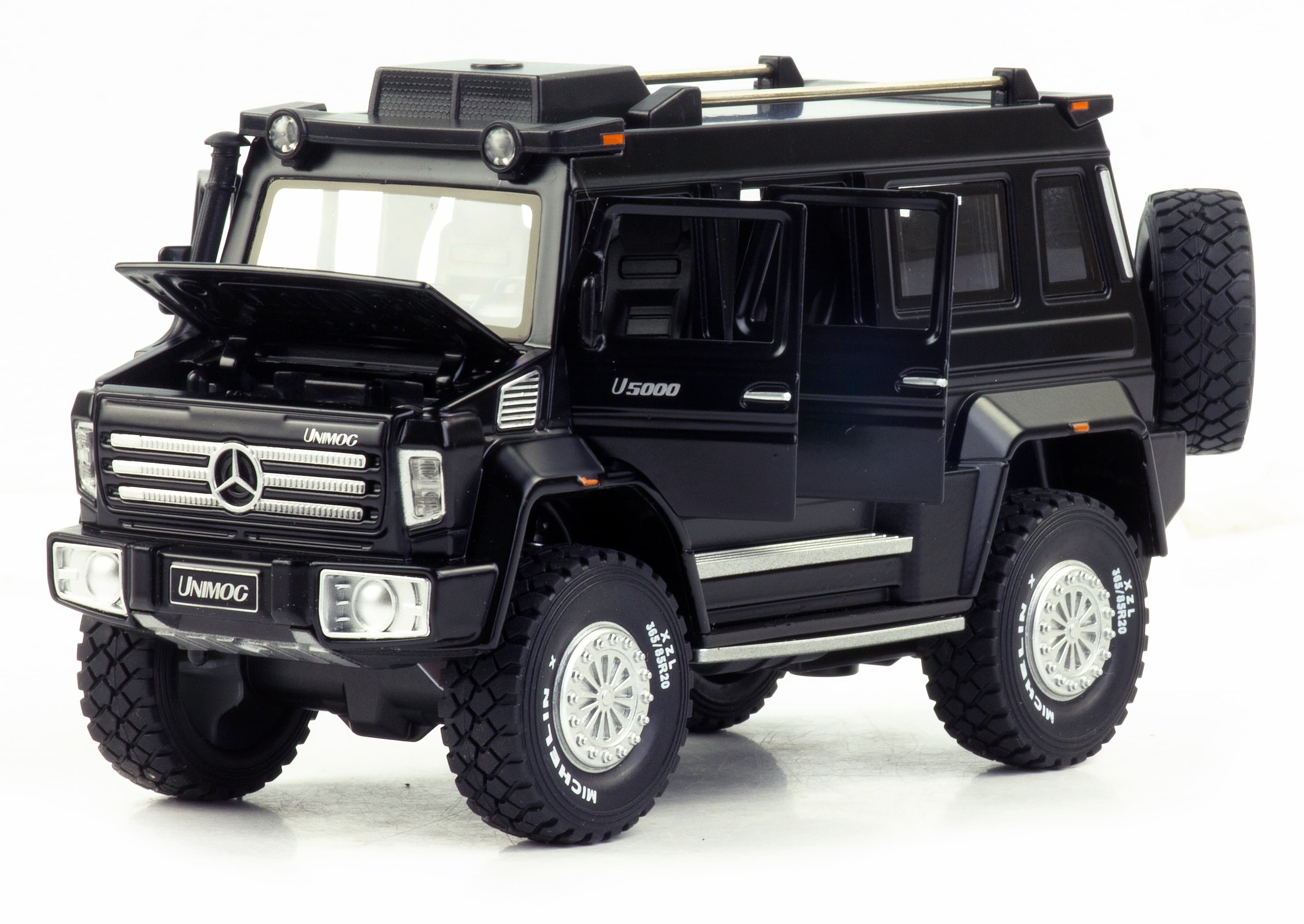 Металлическая машинка XHD 1:24 «Mercedes Benz Unimog U5000» B3204, 20 см., инерционная, свет, звук / Черный