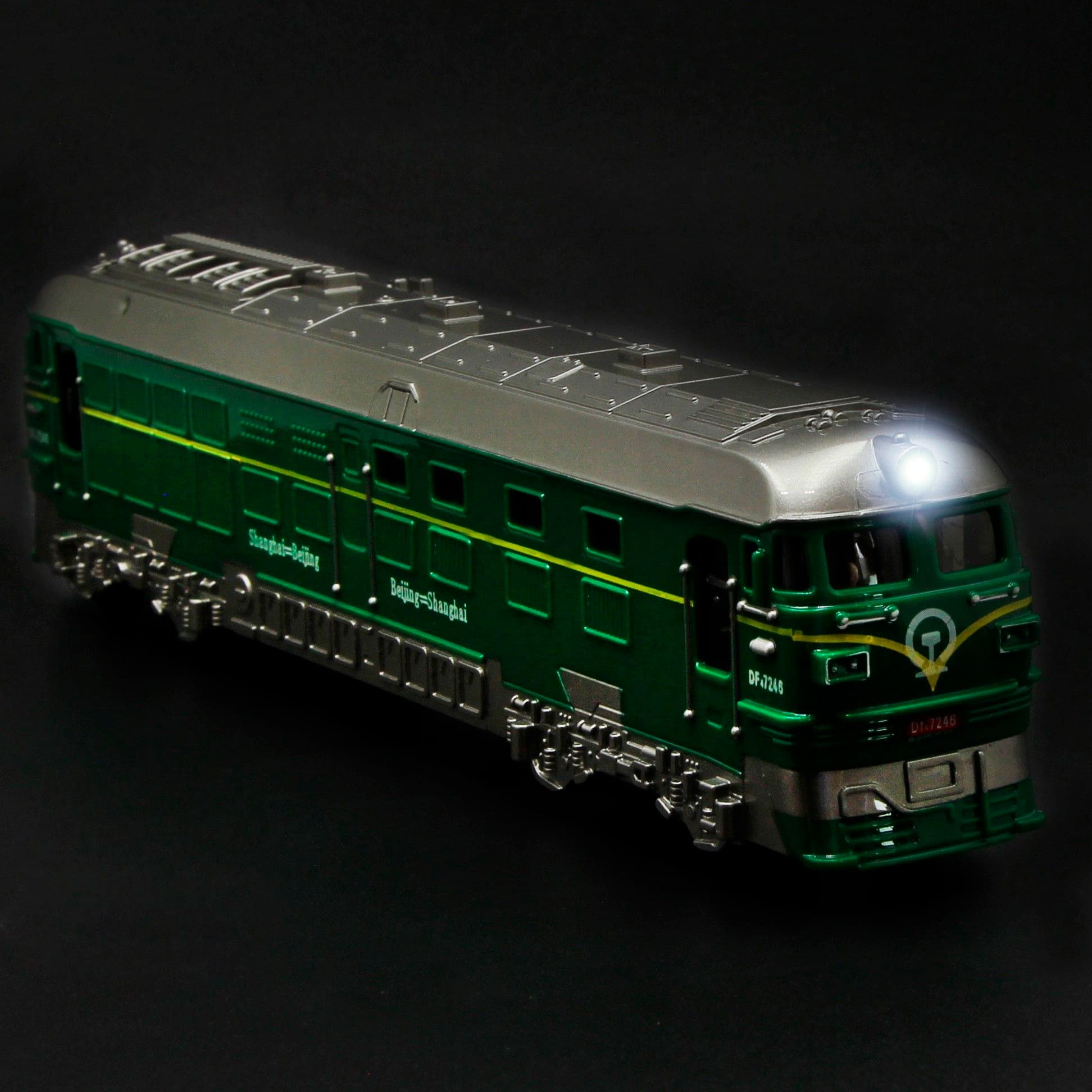 Игрушечный поезд 1:87 «Локомотив» 23 см. G1709 Green Train инерционный, свет, звук  / Зеленый