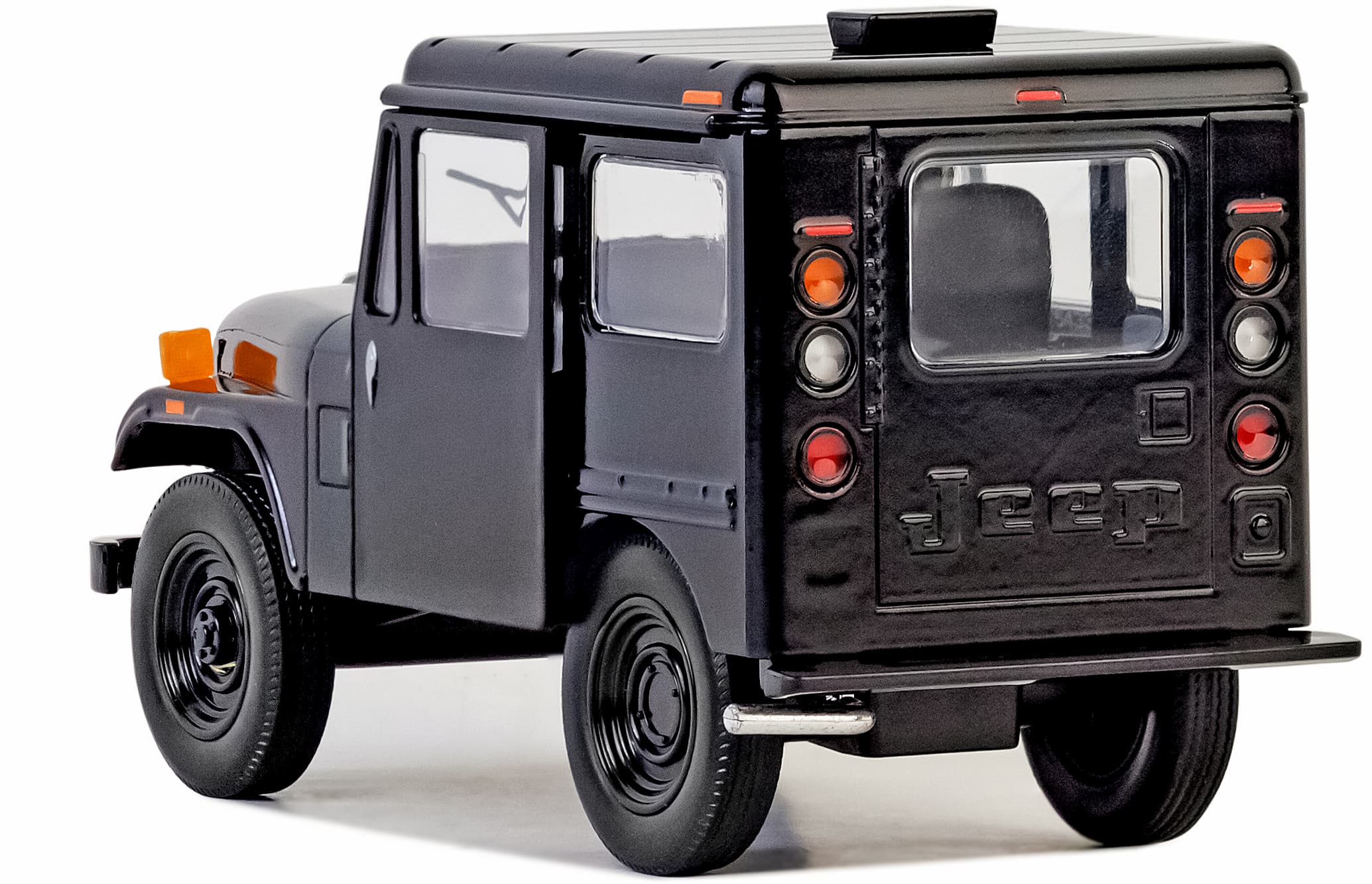 Металлическая машинка Kinsmart 1:26 «1971 Jeep DJ-5B (Dispatcher)» KT5433D, инерционный / Микс