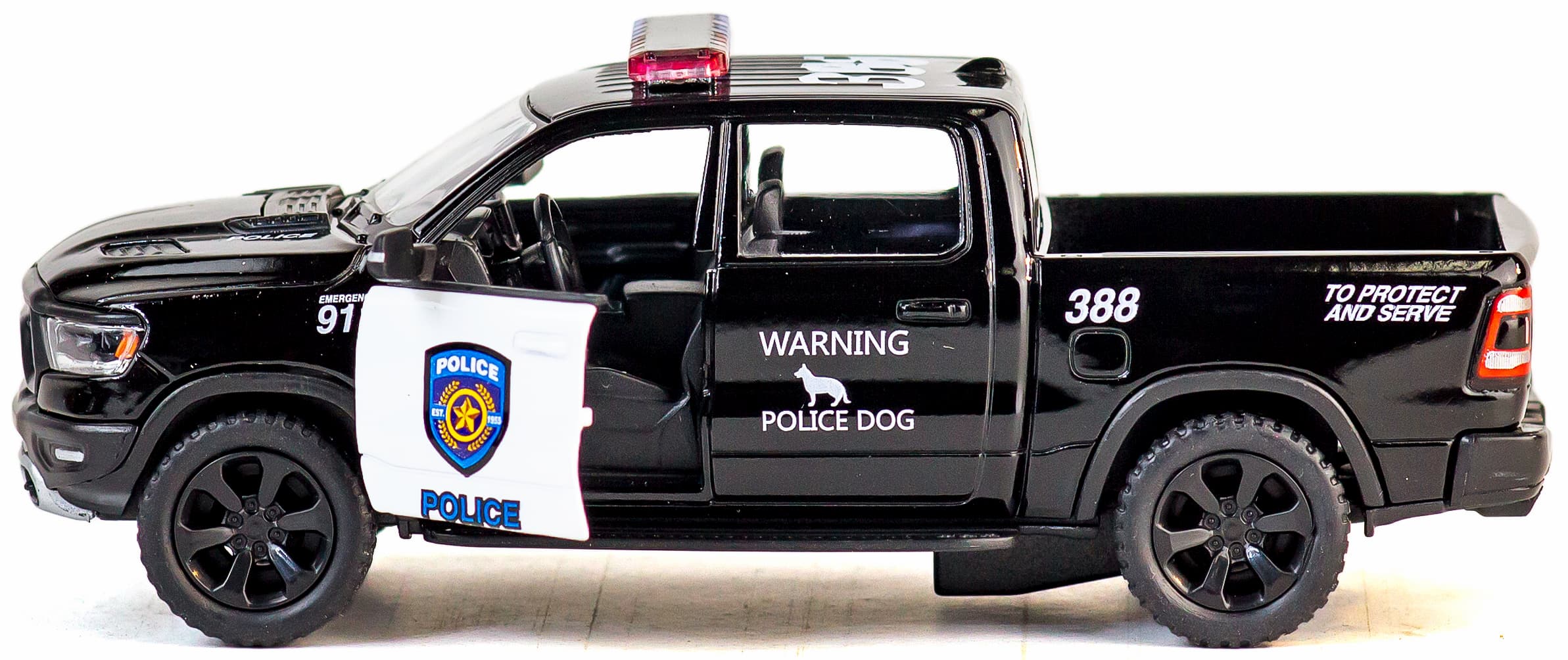 Металлическая машинка Kinsmart 1:46 «2019 Dodge RAM 1500 Police Edition» KT5413DP, инерционная / Черный