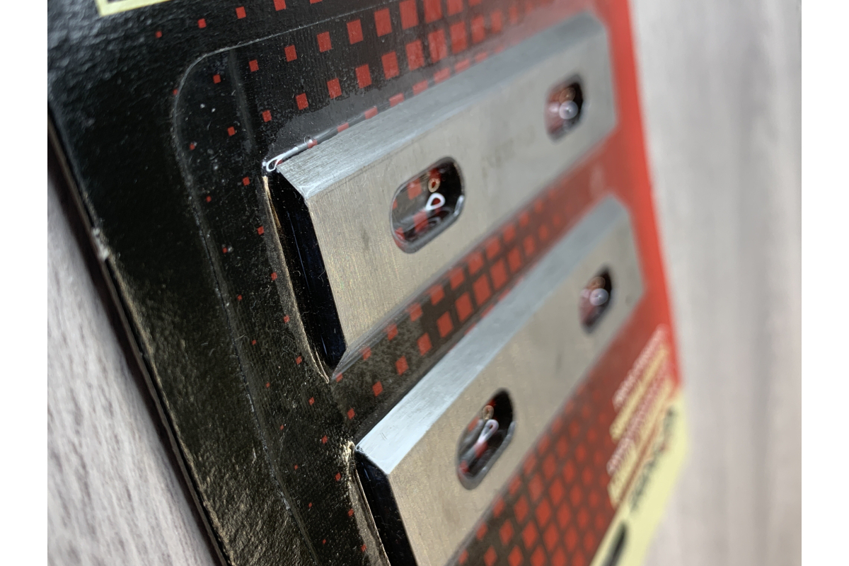 Комплект ножей Skrab 35535 для электрорубанка 82 х 23,5 х 3 мм. / 2 шт.