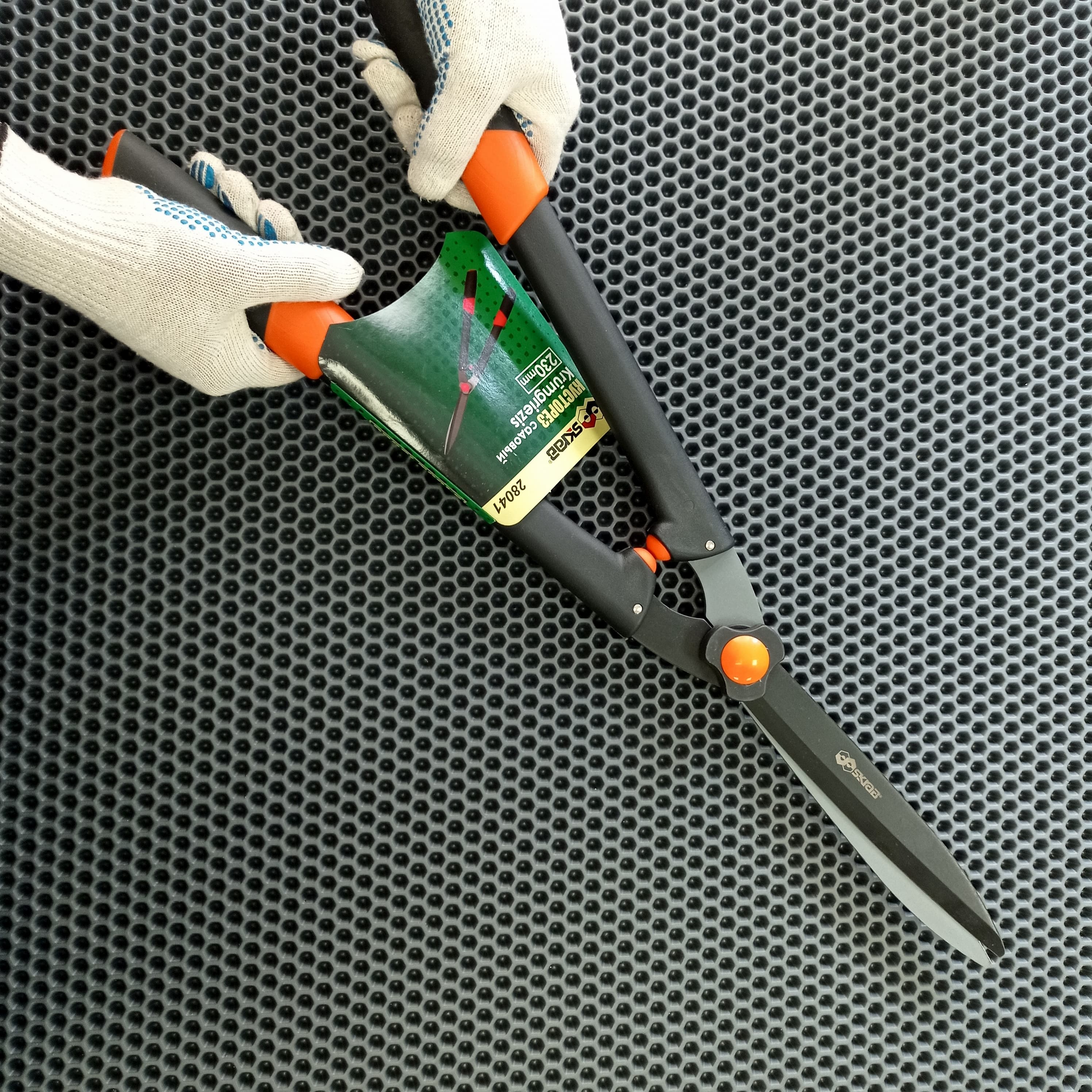 Кусторез Skrab 28041 ручной садовый лезвие 230 мм. тефлоновое