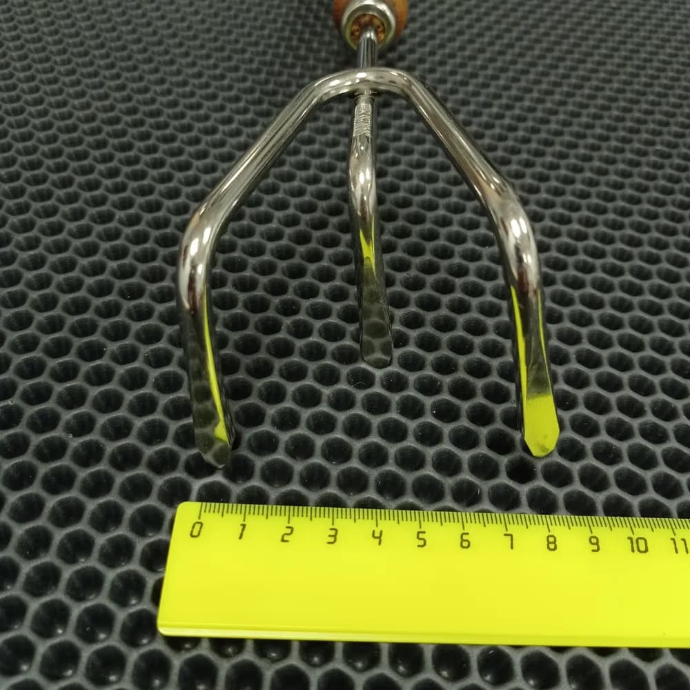 Рыхлитель Skrab 28393 для почвы трехзубый, нержавеющая сталь / 300 мм.