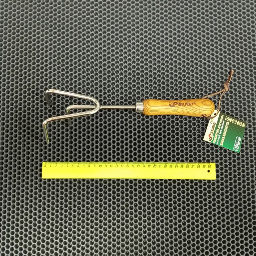 Рыхлитель Skrab 28393 для почвы трехзубый, нержавеющая сталь / 300 мм.