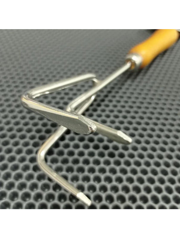 Рыхлитель Skrab 28393 для почвы трехзубый, нержавеющая сталь / 300 мм.