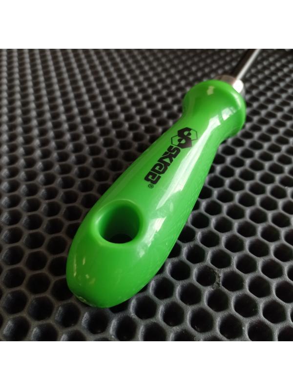 Тяпка садовая Skrab 28414 с рыхлителем 250 мм. / Зеленый