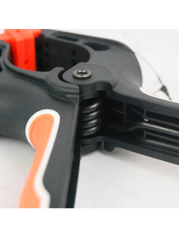 Струбцина-зажим Skrab 25268 с пружинным механизмом / 170 мм.