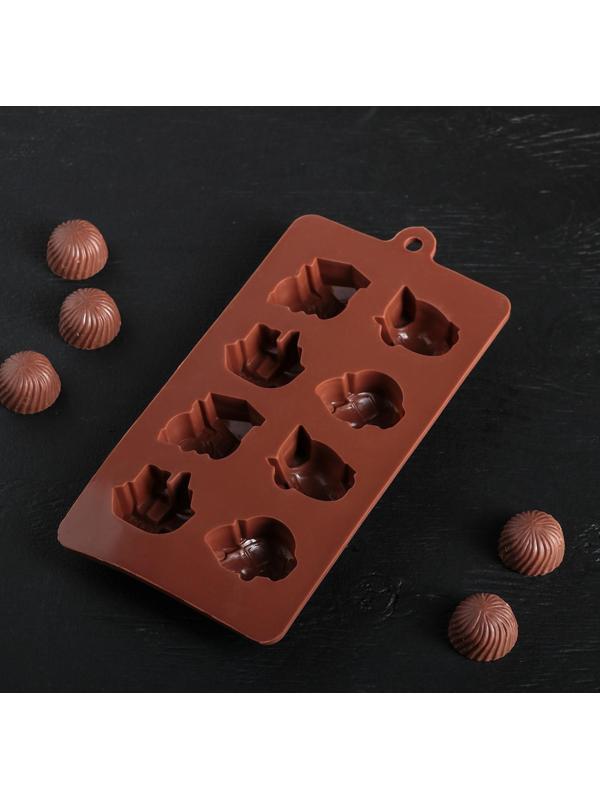 Форма для льда и кондитерских украшений Доляна «Машинки», 21×11 см, 8 ячеек (4,3×3,5 см), цвет шоколадный