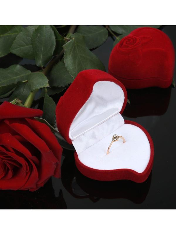 Футляр бархатный под кольцо 