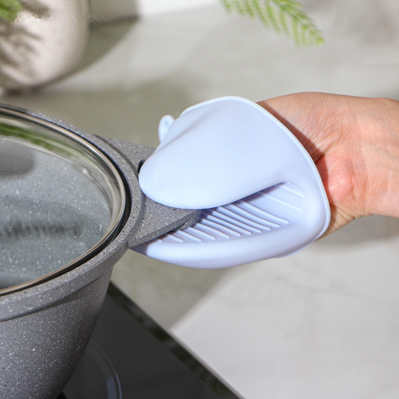 Прихватка для горячего Доляна «Ребрис», силикон,11×8×7 см, цвет васильковый