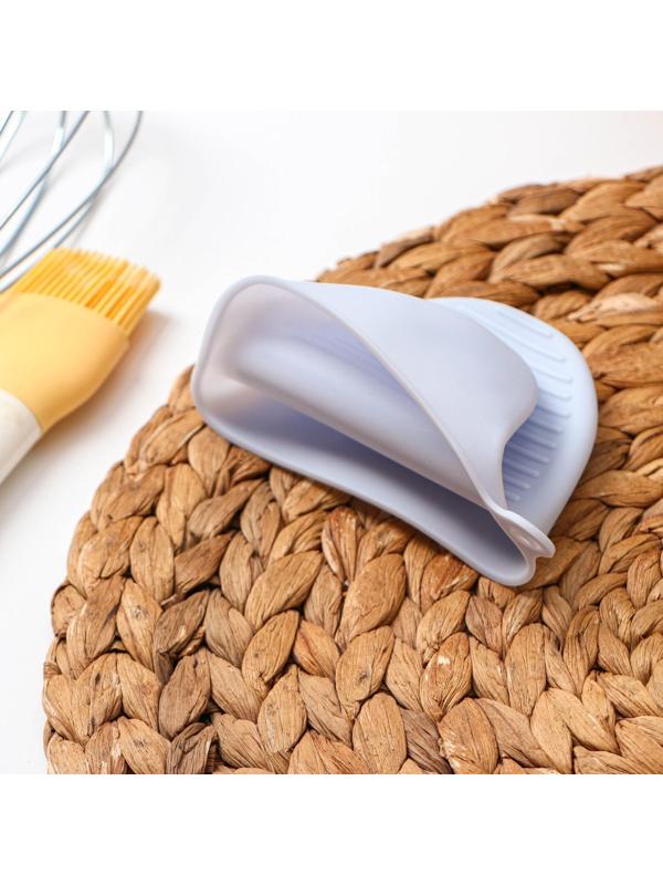 Прихватка для горячего Доляна «Ребрис», силикон,11×8×7 см, цвет васильковый