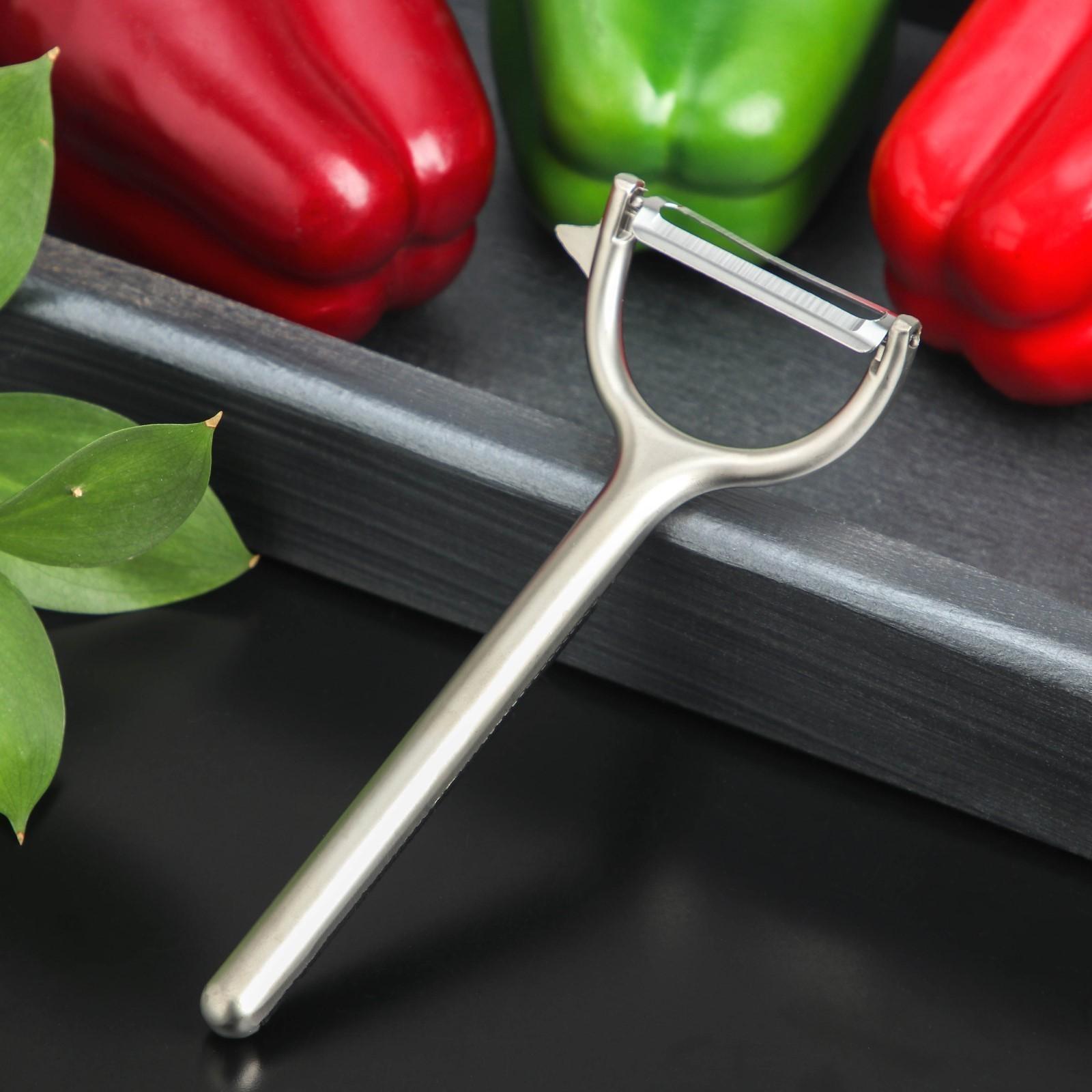 Овощечистка Доляна «Велес», 15,5×6,5 см, цвет хромированный, черный