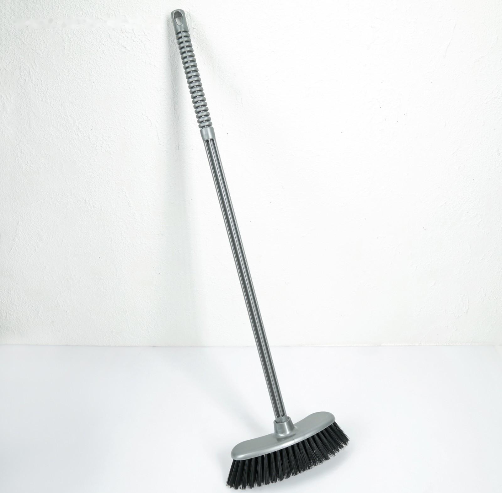 Щётка для пола «Комфорт» с черенком, жёсткая, цвет МИКС