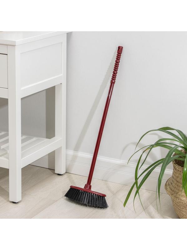 Щётка для пола «Комфорт» с черенком, жёсткая, цвет МИКС