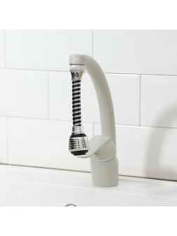 Поворотная насадка на кран «Флекс Фикс», d=1,5 см, с изменяемым углом наклона и интенсивностью струи, с сеткой