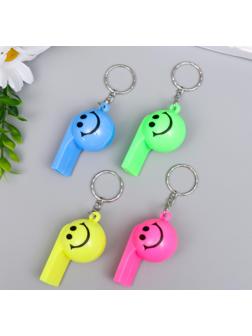 Свисток пластик на кольце 