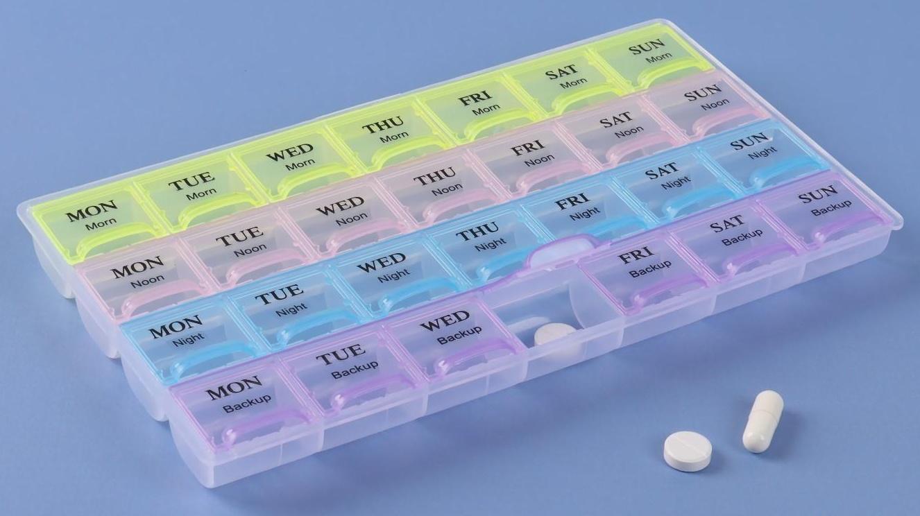 Таблетница-органайзер «Неделька», английские буквы, утро/день/вечер/ночь, 28 секций, разноцветный