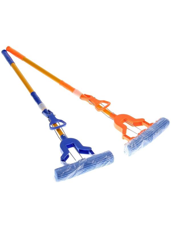 Швабра для мытья пола со складным отжимом Доляна, насадка ПВА 27×6 см, телескопическая ручка 102-120 см, цвет МИКС