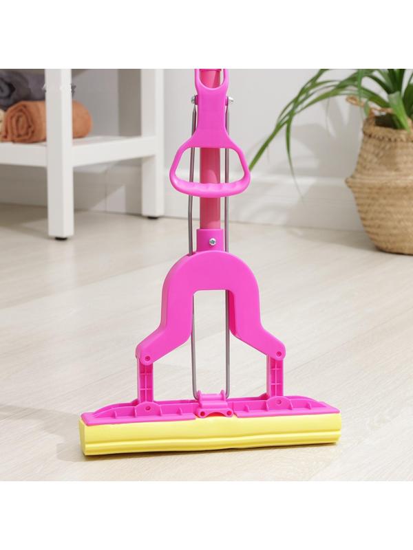 Швабра для мытья пола со складным отжимом Доляна, насадка ПВА 27×6 см, телескопическая ручка 102-120 см, цвет МИКС