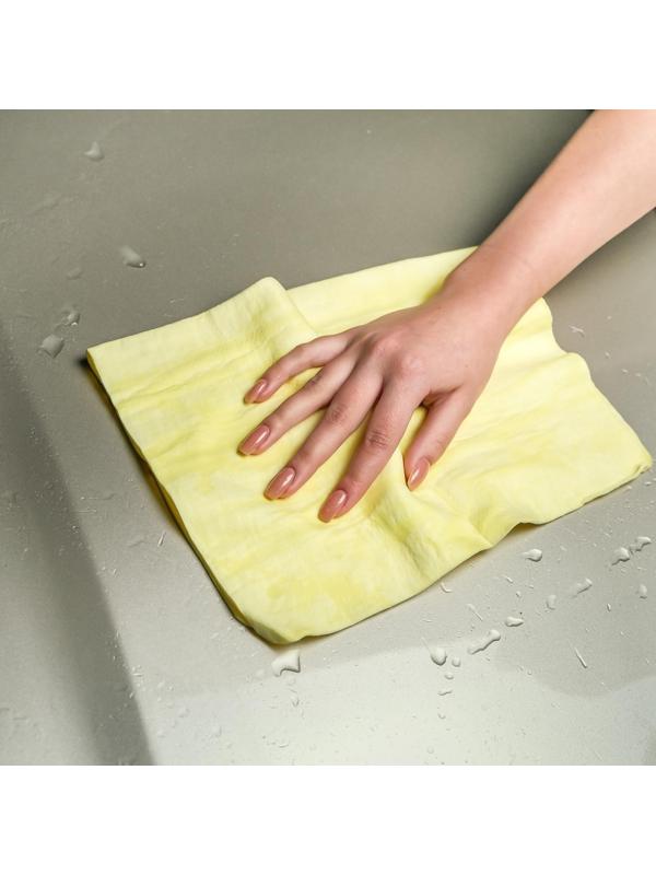 Замша протирочная TORSO 43×32 см в тубе, микс