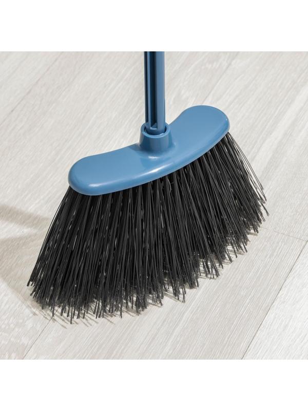 Метла с черенком жёсткая «Комфорт-люкс», цвет МИКС