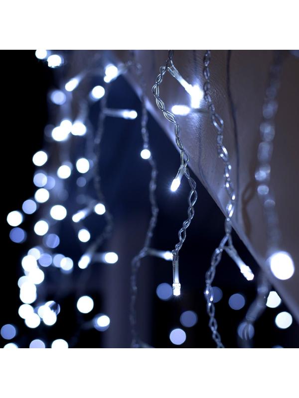 Гирлянда «Бахрома» 4 × 0.6 м, IP44, прозрачная нить, 180 LED, свечение белое, 8 режимов, 220 В