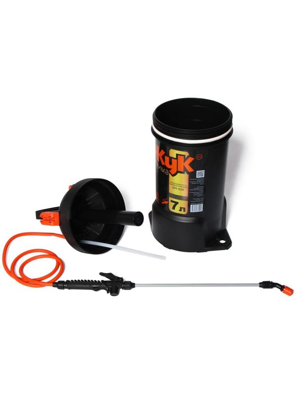 Опрыскиватель помповый, 7 л, термоусадка, пластиковый брандспойт, «Жук»