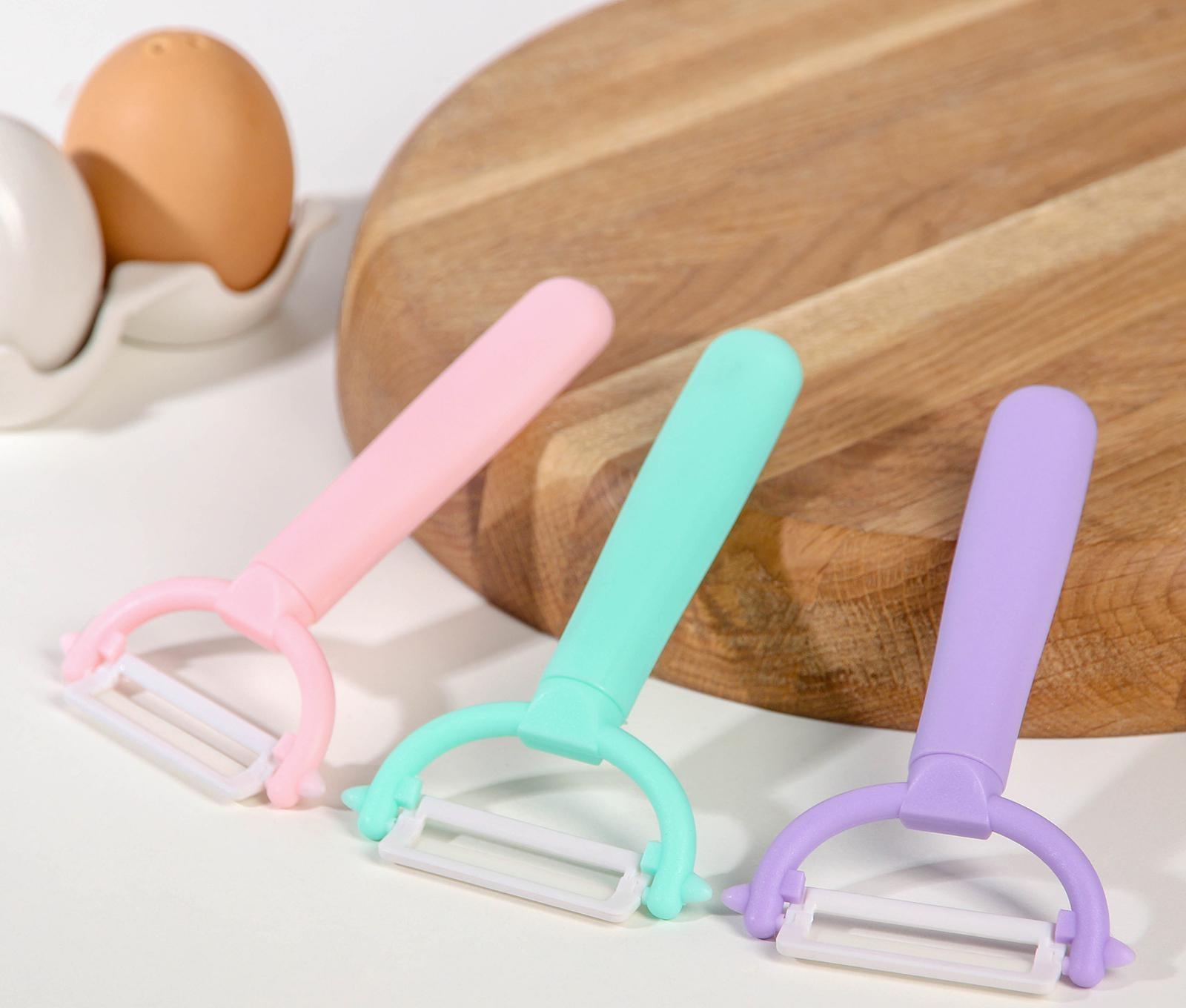 Овощечистка керамическая Доляна «Италия», 13 см, цвет МИКС