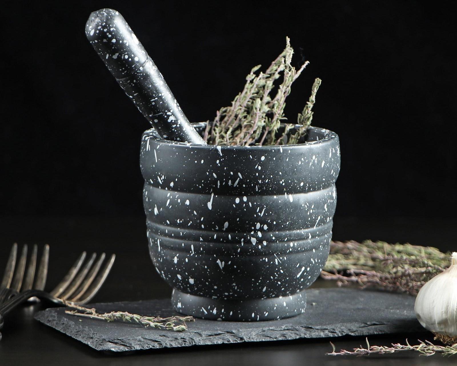 Ступка с пестиком «Чёрный камень», 250 мл, 9×10 см