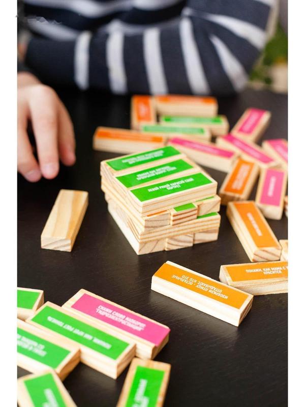 Падающая башня с фантами, 54 бруска