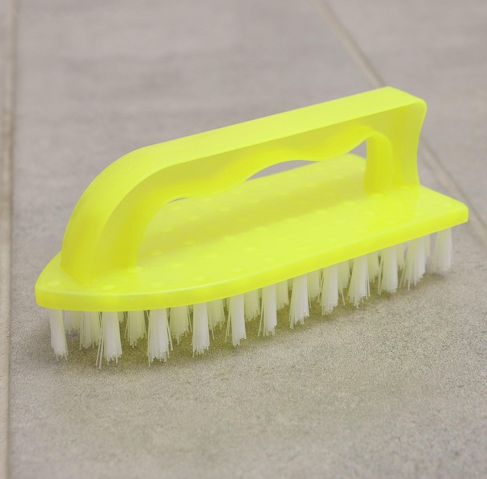 Щётка-утюжок Доляна, 12,5×5,5×5 см, цвет МИКС