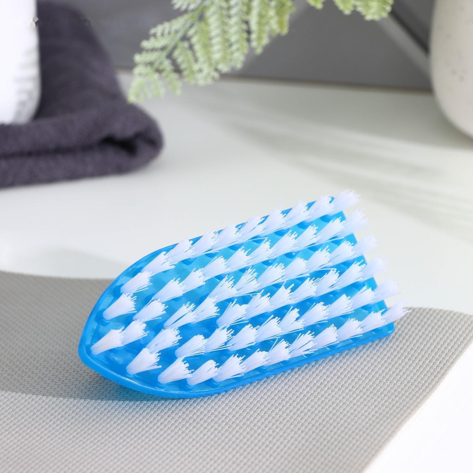 Щётка-утюжок Доляна, 12,5×5,5×5 см, цвет МИКС