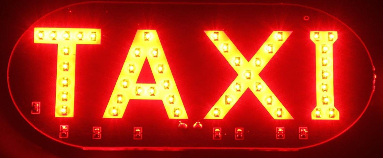 Светодиодный знак такси, 12 В, 45 LED, 13×6 см, провод 20 см, красный