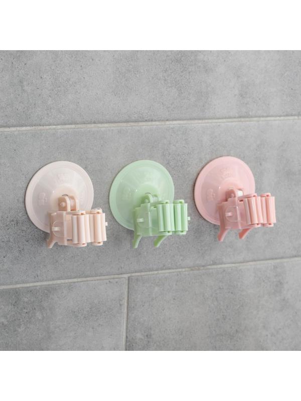 Держатель для уборочного инвентаря на вакуумной присоске, 5,5×5,5×7 см, цвет МИКС