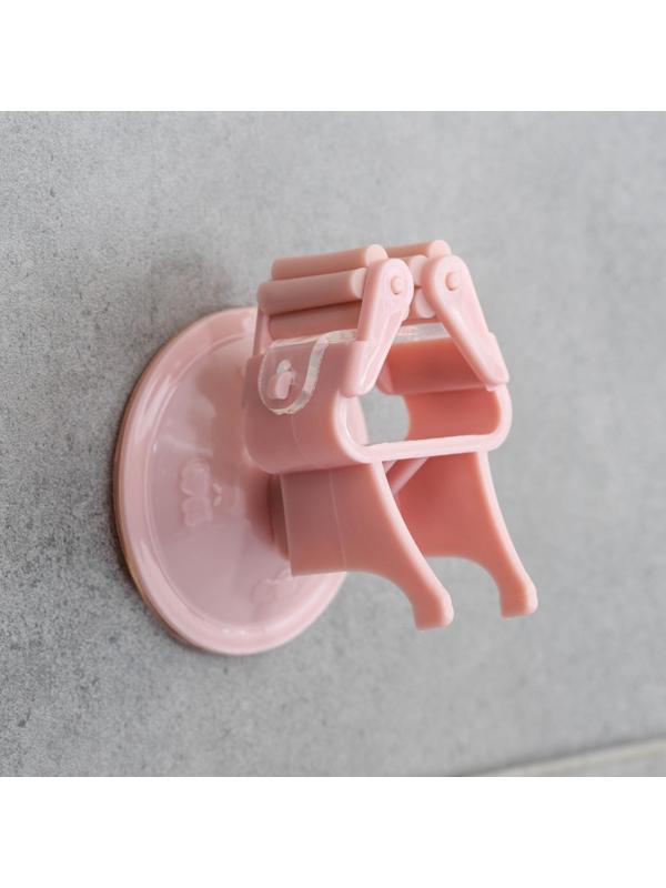 Держатель для уборочного инвентаря на вакуумной присоске, 5,5×5,5×7 см, цвет МИКС