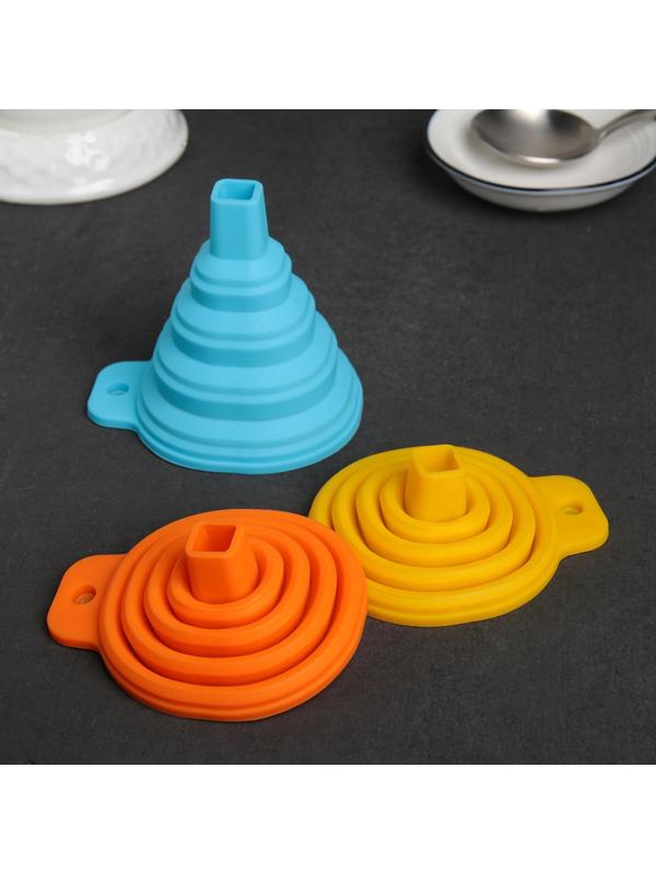 Воронка складная Доляна «Квадро», 7×9 см, цвет МИКС