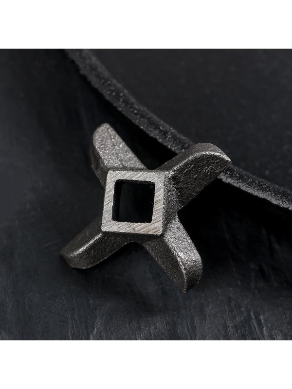 Нож для мясорубки А-5, центральное отверстие 1×1 см