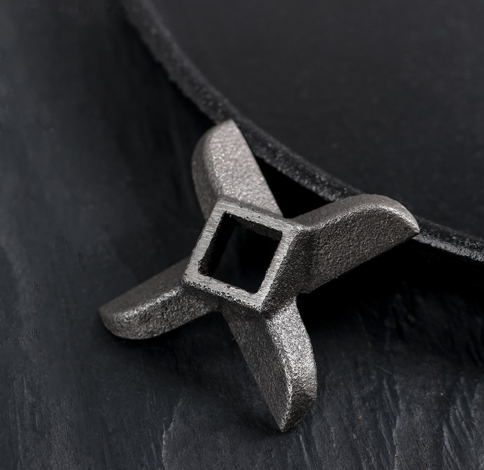 Нож для мясорубки А-10, центральное отверстие 1,1×1,1 см