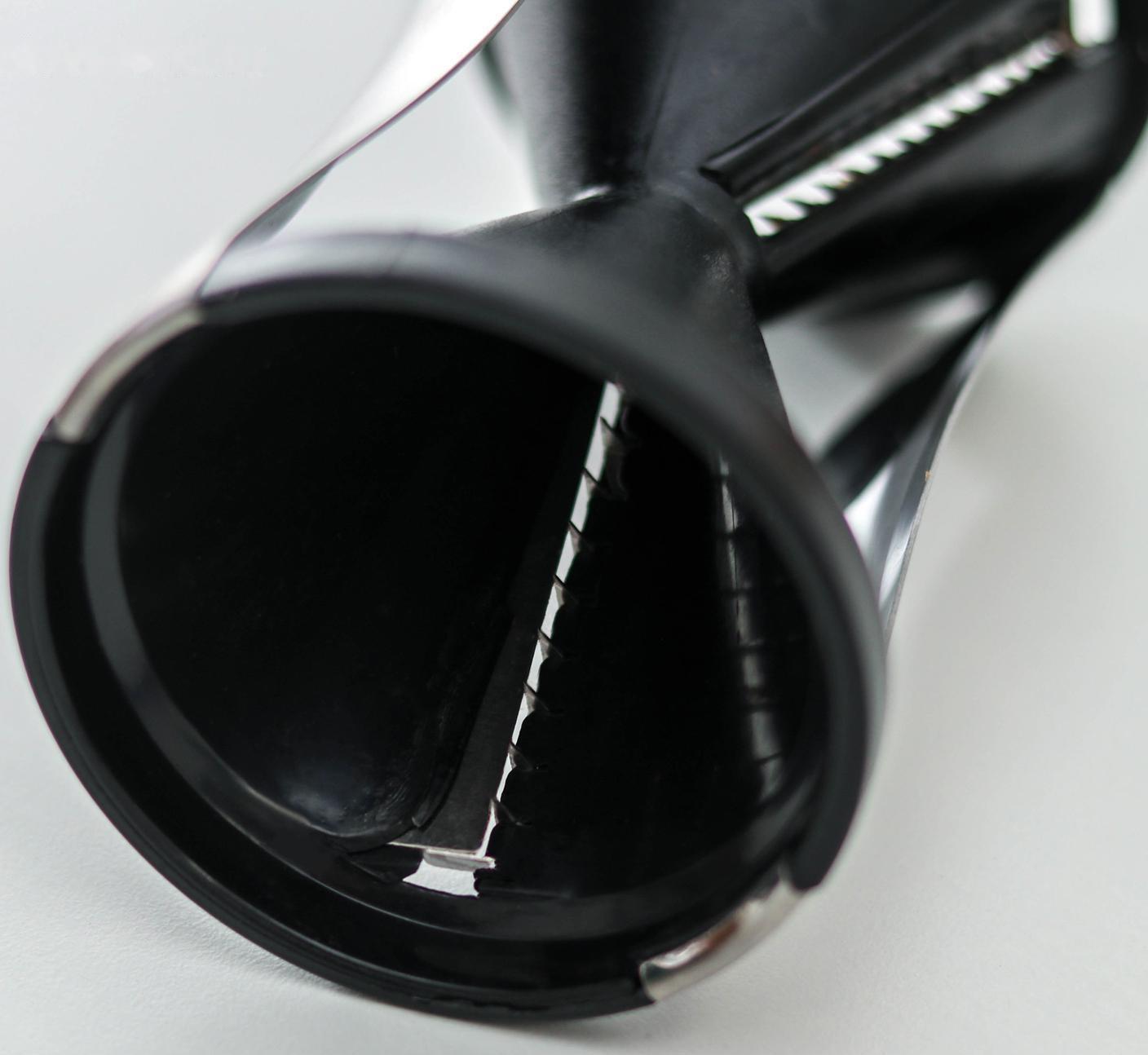 Тёрка для нарезки овощей соломкой Доляна, 7×7×13 см, цвет МИКС