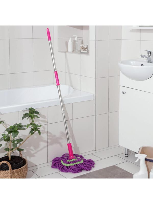 Швабра для мытья пола с отжимом Доляна, насадка из микрофибры 80 гр, стальная ручка 119 см, цвет МИКС