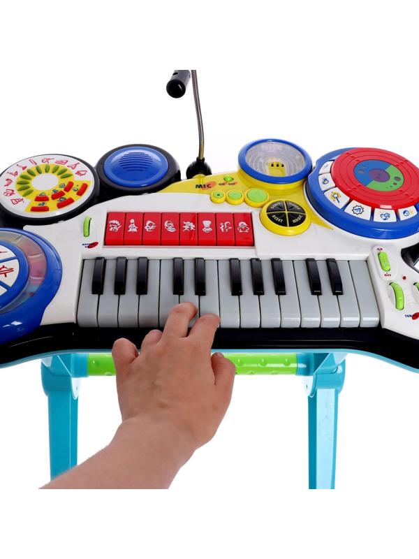 Синтезатор «Музыкальный микс» с микрофоном и стульчиком, звуковые эффекты, работает от батареек
